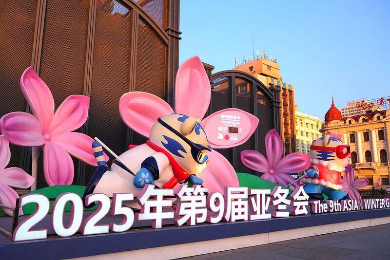 818www威尼斯官网万众奔赴体育盛宴 见证冰雪经济“燃”起来(图1)