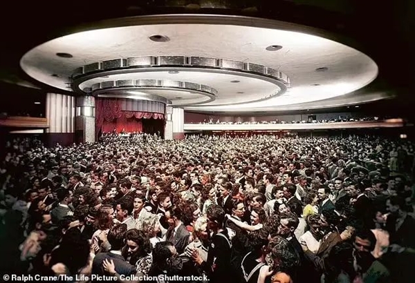 818www威尼斯官网全球首届竞赛即将举行：赛程20厘米先到者赢(图6)
